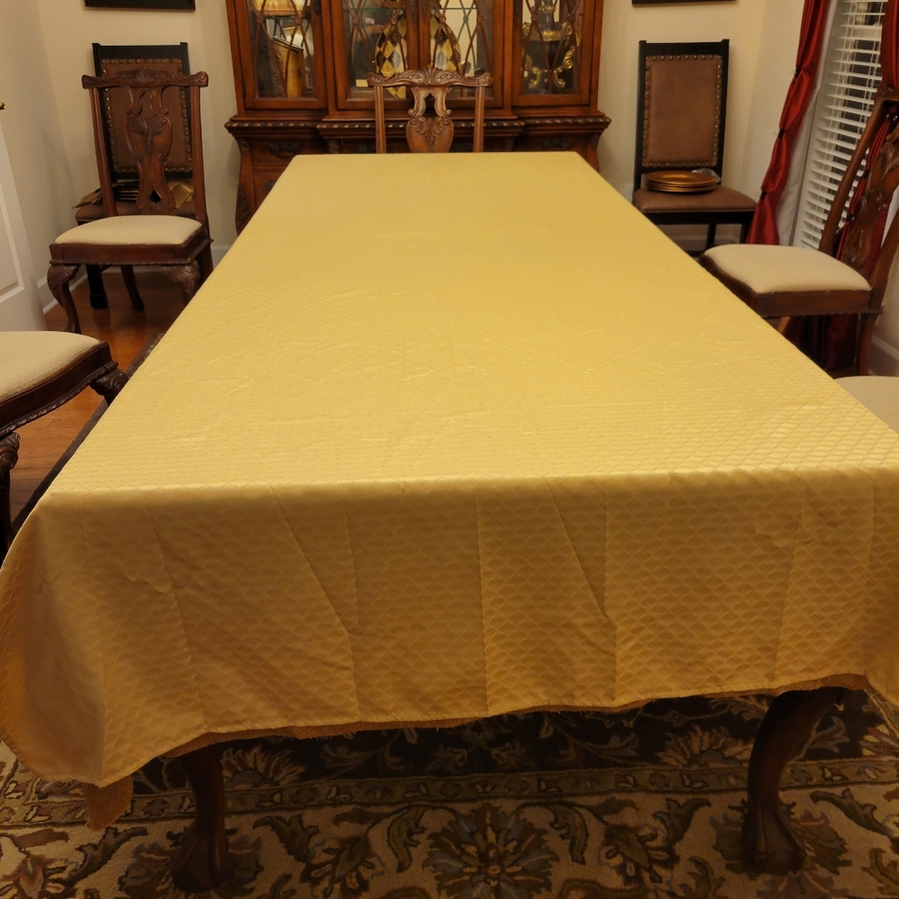 Lenox Yellow Tablecloth